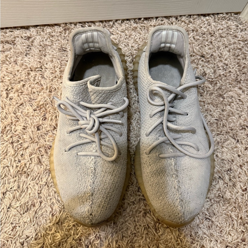 Adidas Yeezy 350 V2